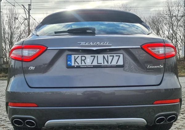 Maserati Levante cena 292999 przebieg: 53000, rok produkcji 2019 z Tarnobrzeg małe 631